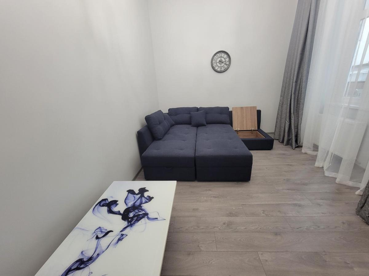 Warm & Cozy Apartment In The Heart Of Historical Lviv Buitenkant foto